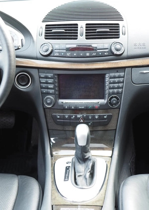 Mercedes-Benz Klasa E cena 41900 przebieg: 118886, rok produkcji 2002 z Mirsk małe 781